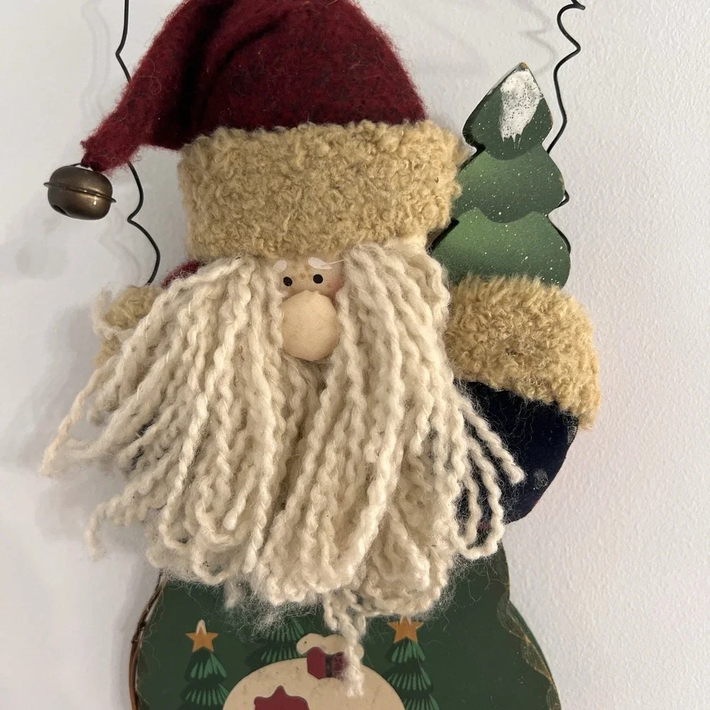 VTG Wood And Metal Santa Door And Wall Decor 16